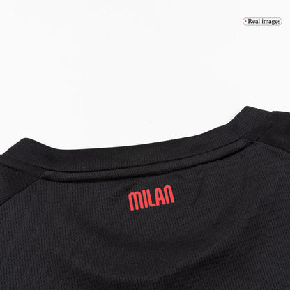 Maglia Replica AC Milan Casa FOFANA #19 Uomo 2025/26